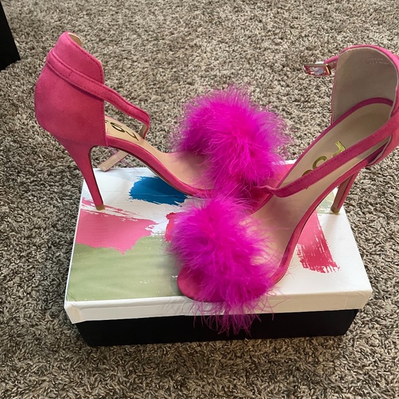 COPY - Brand new FSJ  Fluffy Sandals sz 8 1/2 - Picture 1 of 4